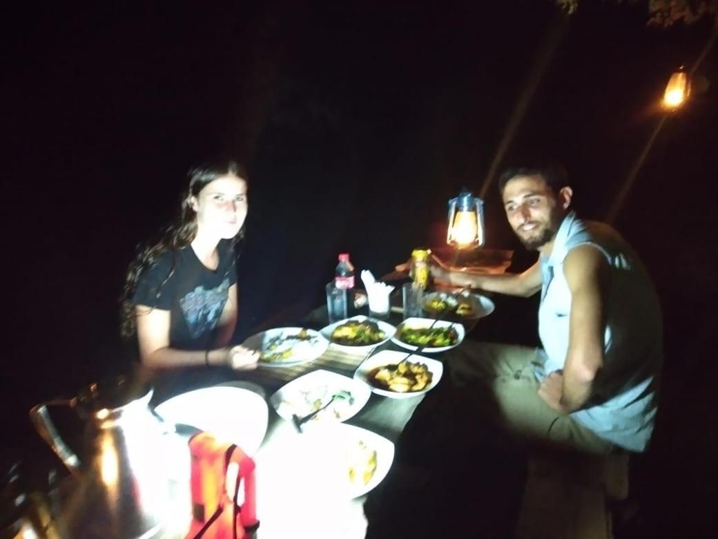 Thihawa Eco Huts Yala Bed & Breakfast Tissamaharama Eksteriør bilde